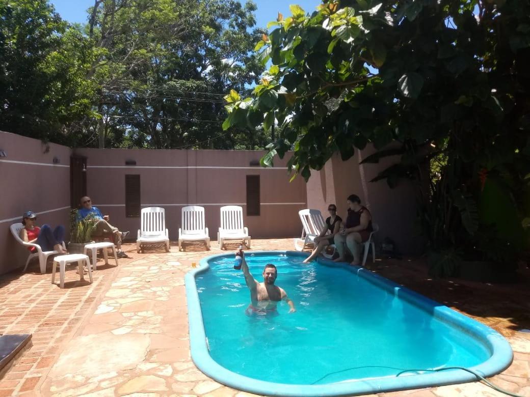 Residencial Noelia Hostel Puerto Iguazu Exterior photo